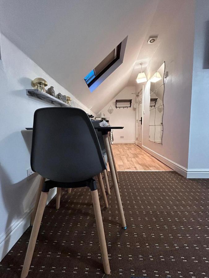 Bv Comfy Attic Studio At Deighton Huddersfield Apartment Екстериор снимка